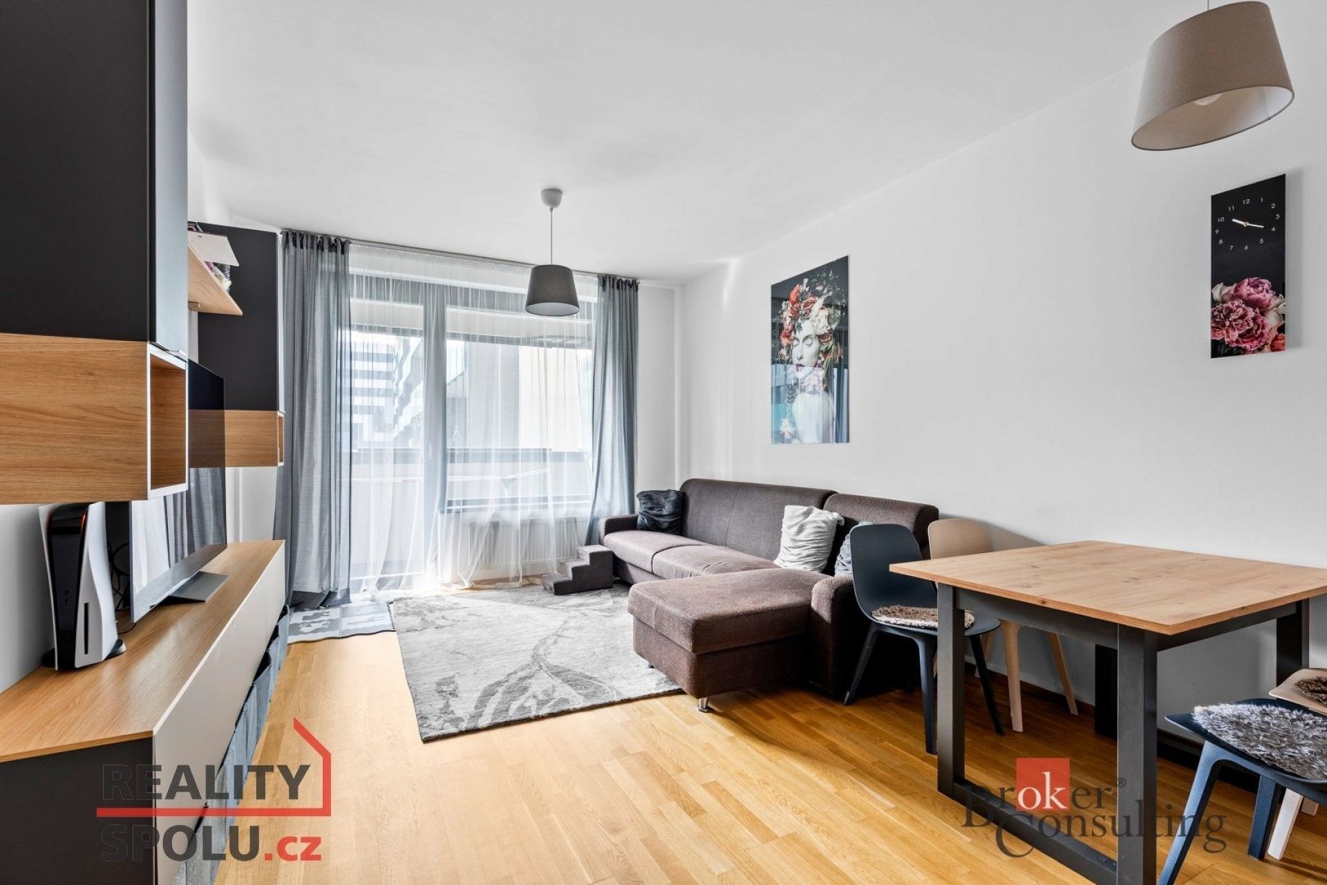 2+kk, Argentinská, Praha, 69 m²