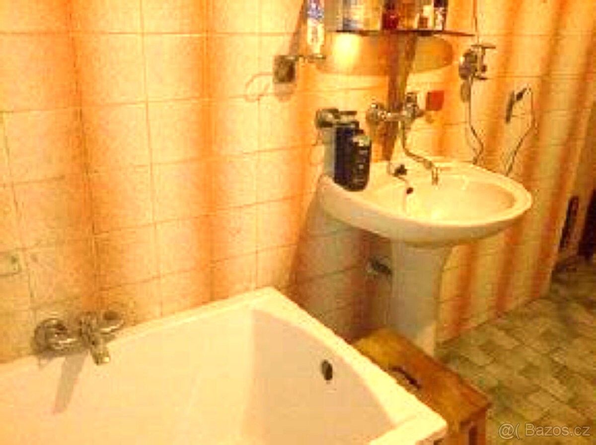 Dům – Dolní Hbity, okres Příbram – pohled 3