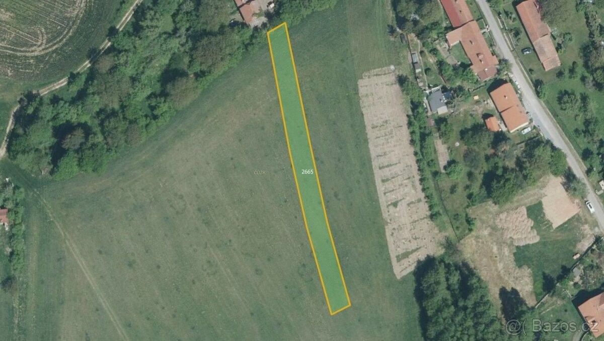 Prodej pozemek pro bydlení - Roštín, 768 03