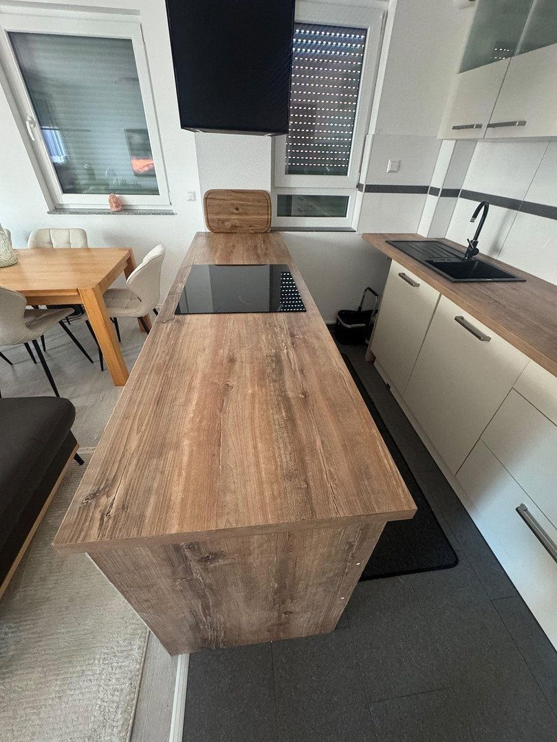 4+kk, Salzelmenerstr.5/1, , Bádensko-Württembersko, 95 m² - 2