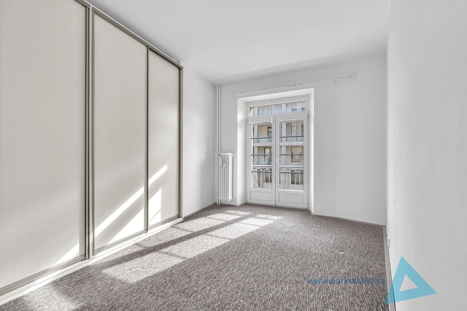 Byt 2+1 · 70 m² · Vrchlického, Praha - 3