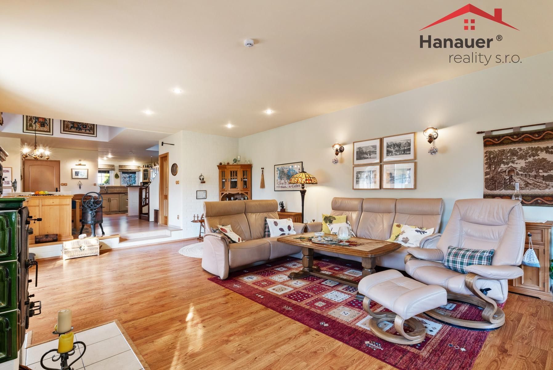 Prodej rodinný dům - Chuderov, 310 m²