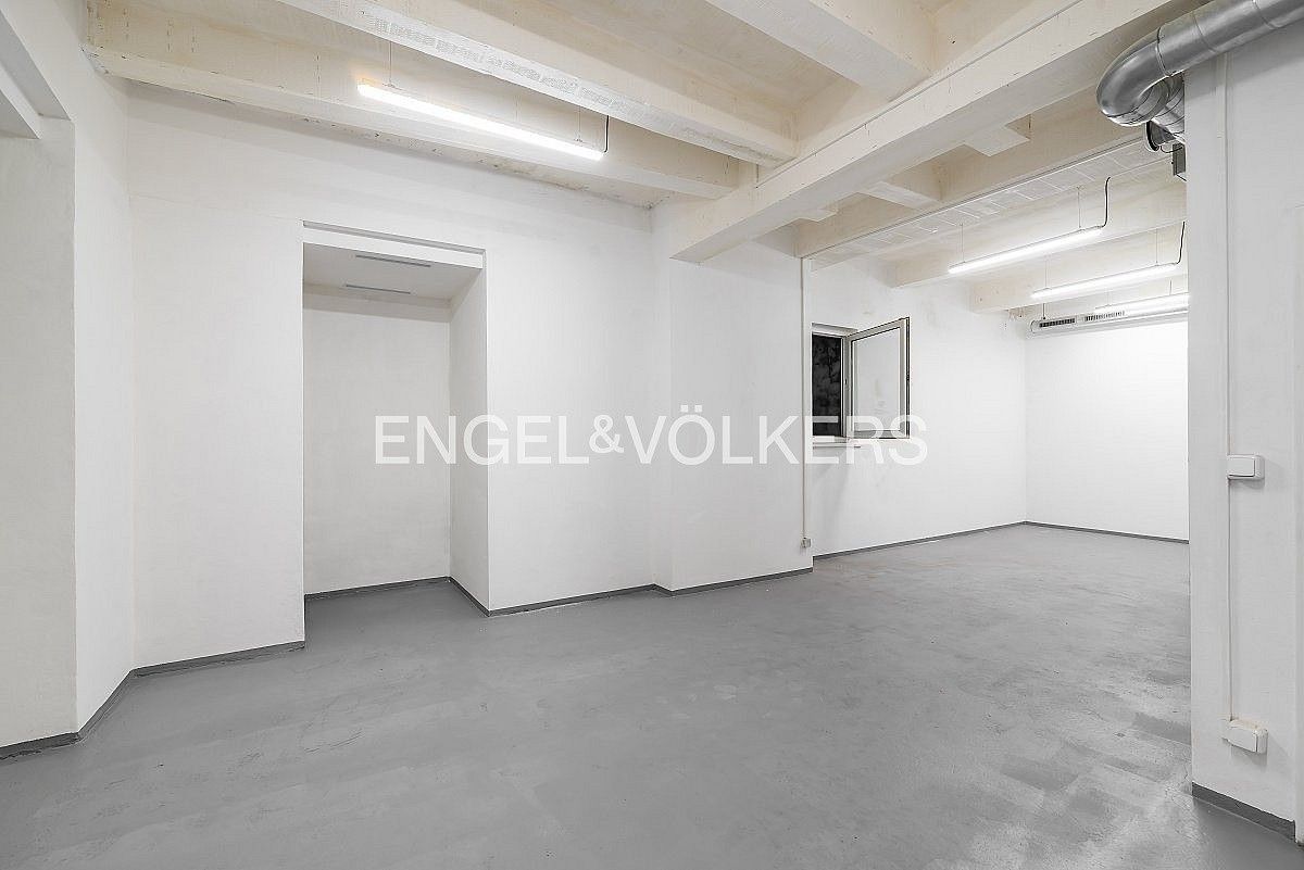 Výrobní prostory · 48 m² · Praha - Bubeneč, okres Praha 6, Hlavní město Praha - 3