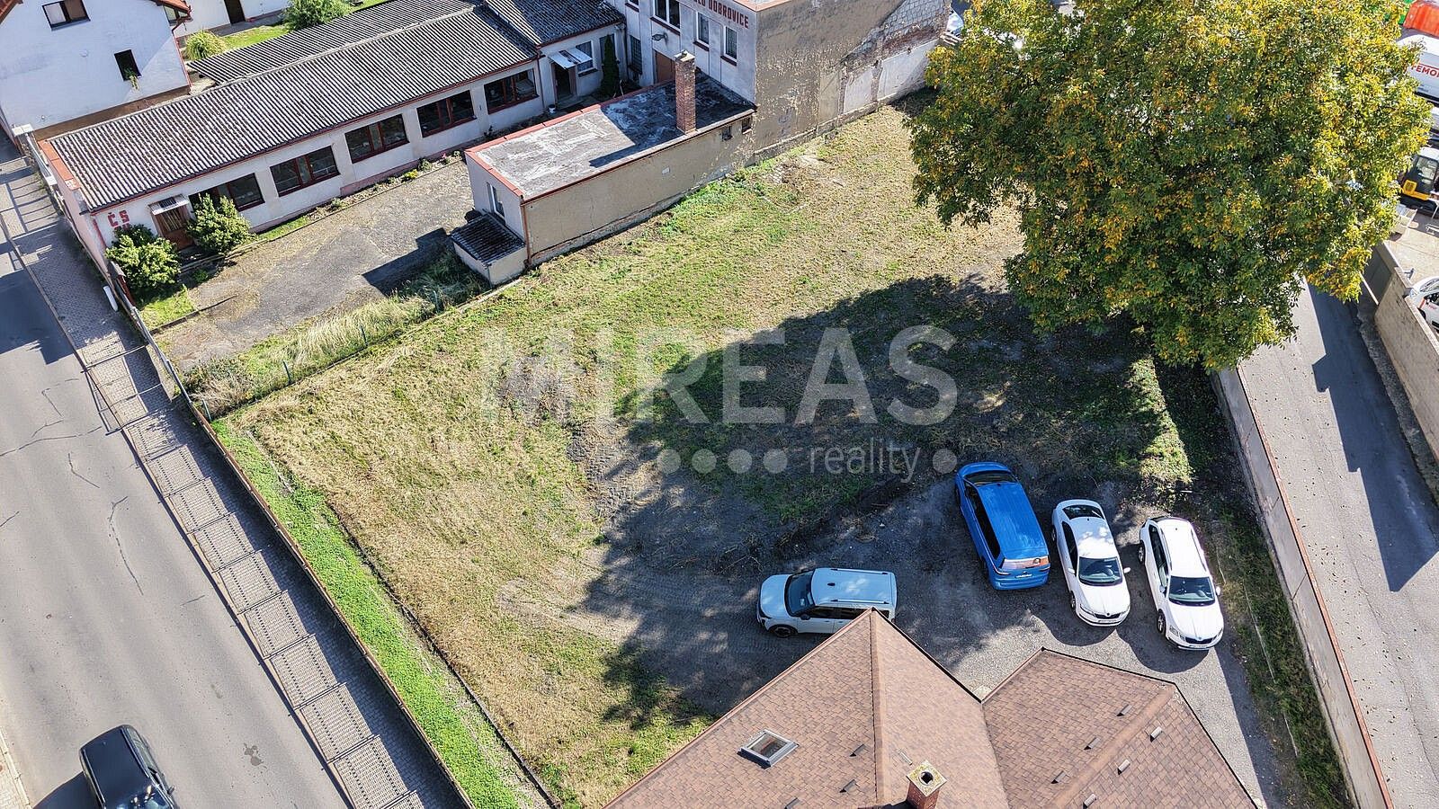 Pozemek pro bydlení, 714 m²