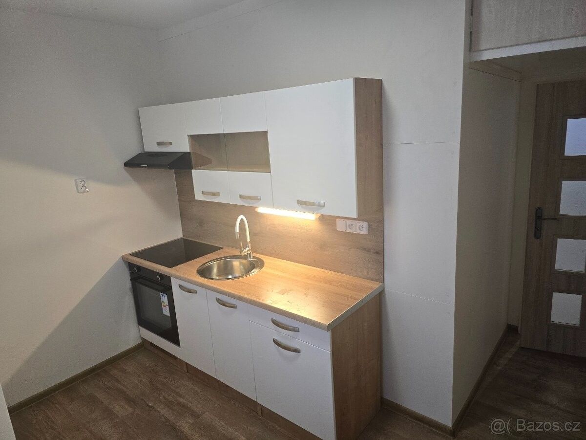 Prodej byt - Chomutov, 430 01