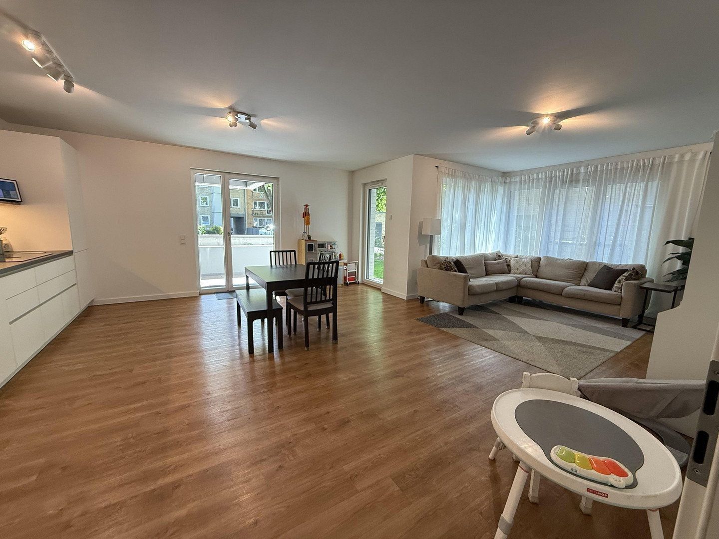 Pronájem byt 4+1 - Uhlenhorster Weg 31 B Hamburg Uhlenhorst Hamburg 22085, 149 m² - 5