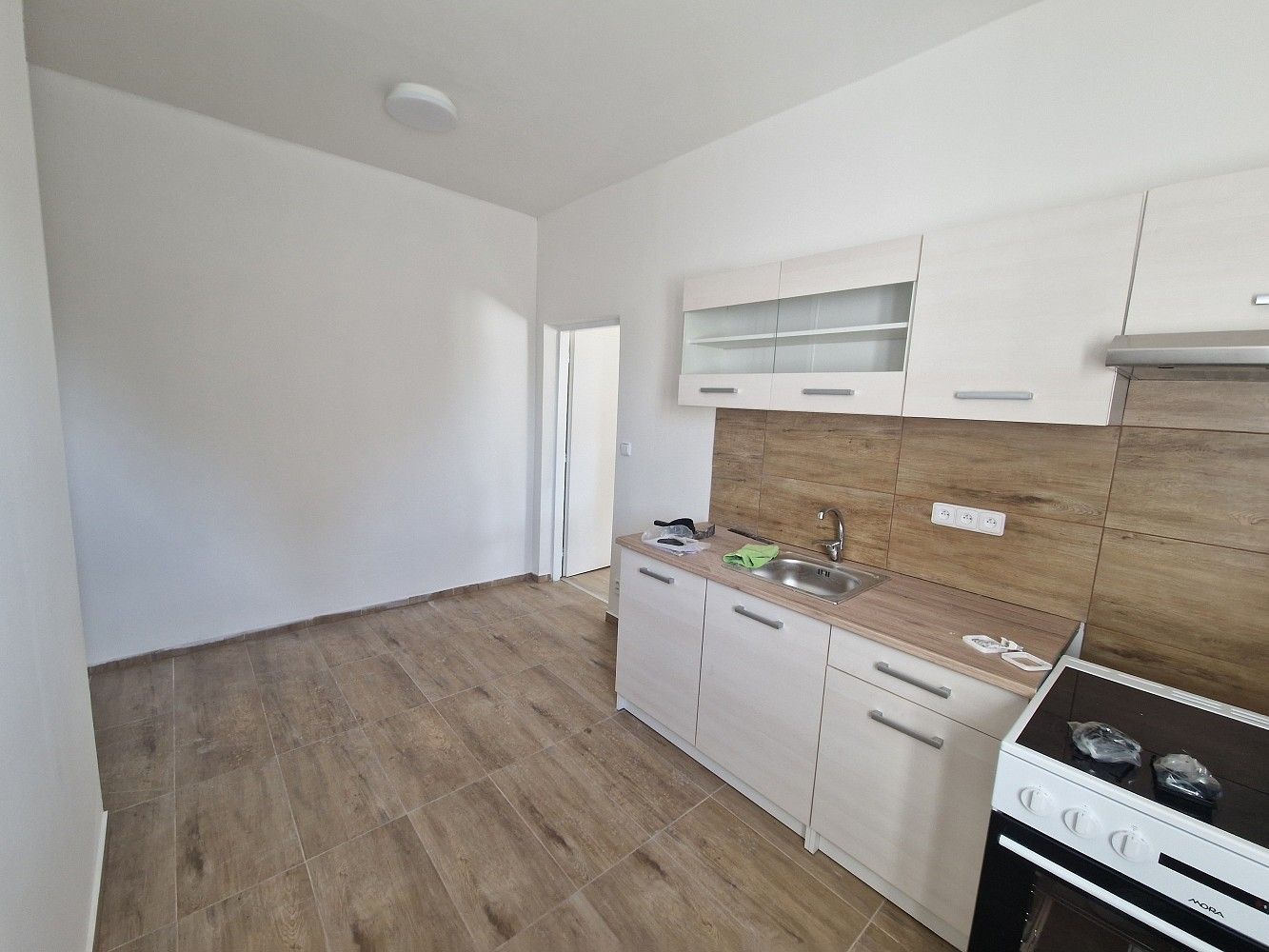 2+kk, Přerovská, Olomouc - Holice, 40 m² - 1
