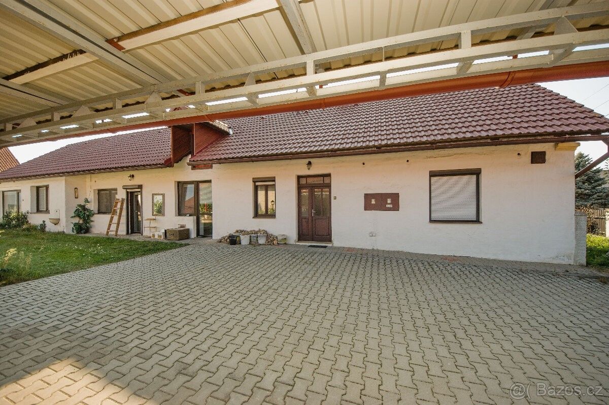Prodej dům - Týnec nad Labem, 281 26, 101 m²