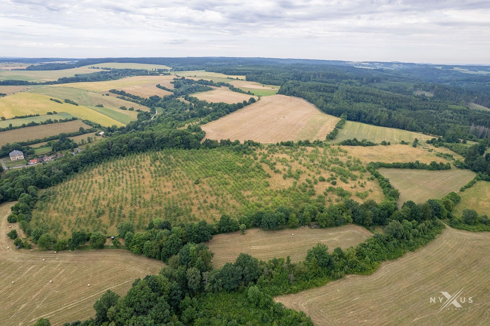 Prodej pozemek - Zbraslavice, 123 793 m² - 2