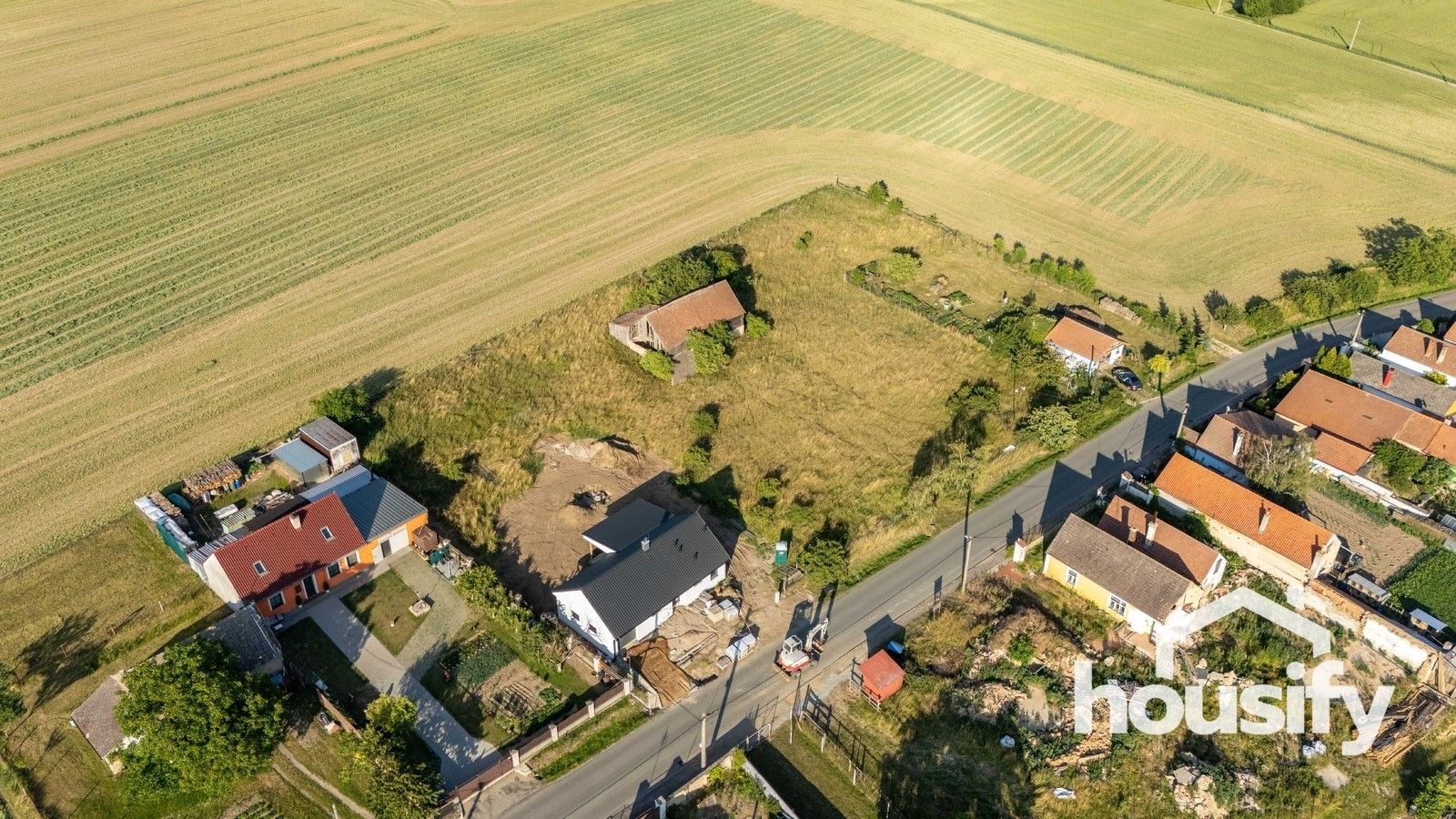 Pozemek pro bydlení · 2 936 m² · Újezd - 3