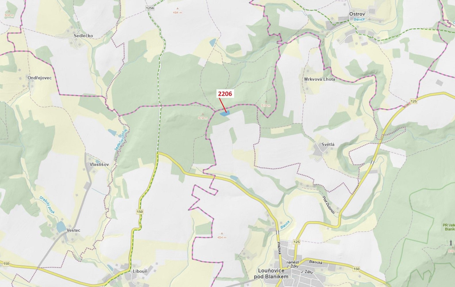 Les, 4 560 m²