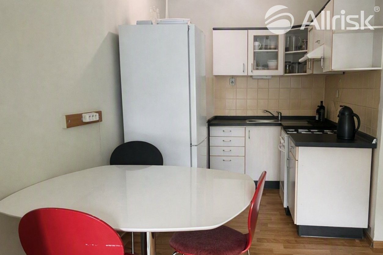 2+kk, Teplická, Praha, 41 m² - 1