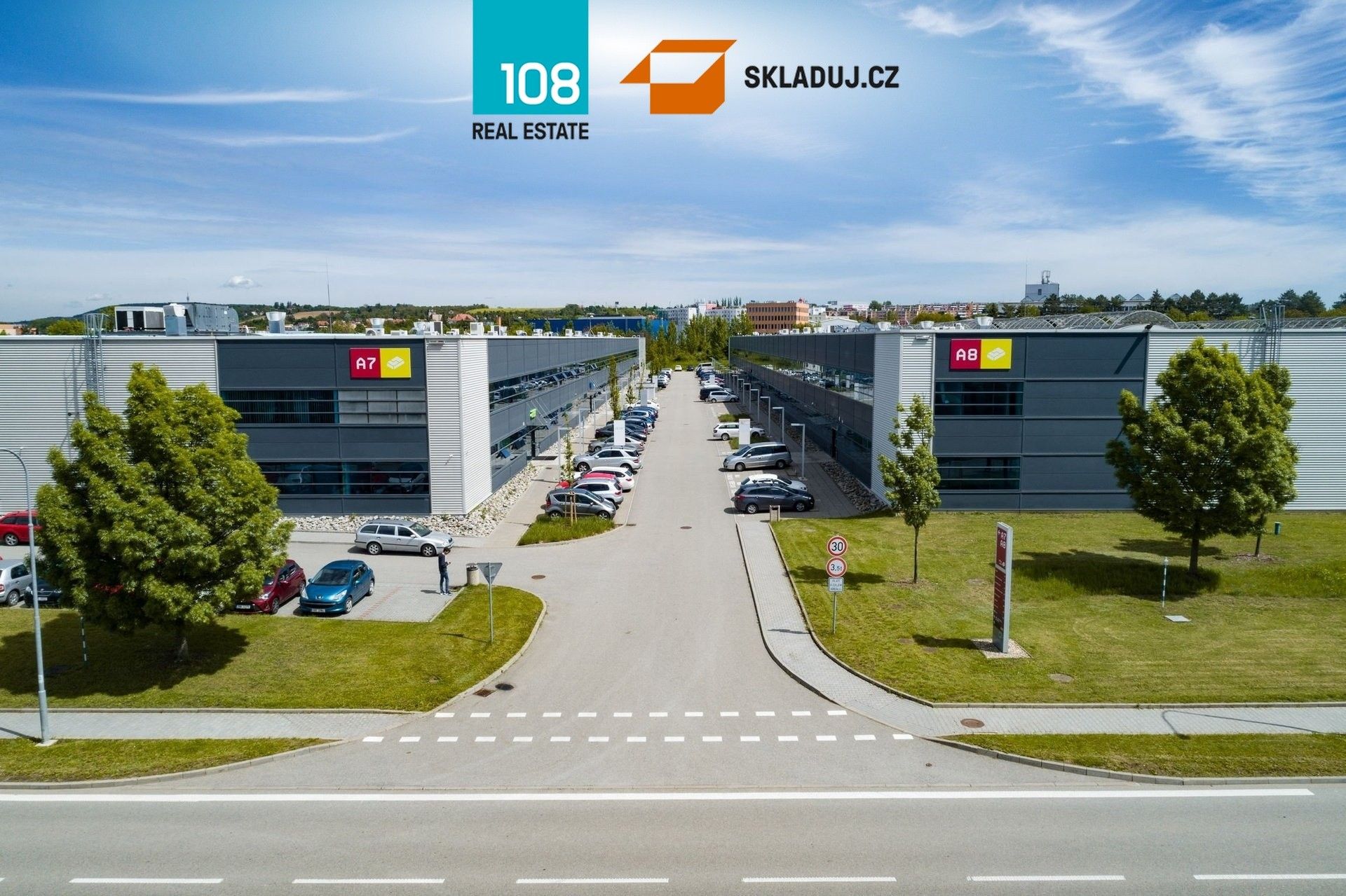 Sklady, Ostrava, 2 354 m² - 1