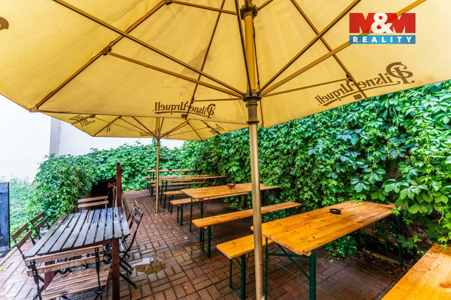Restaurace · 170 m² · Rumunská, Praha - 3
