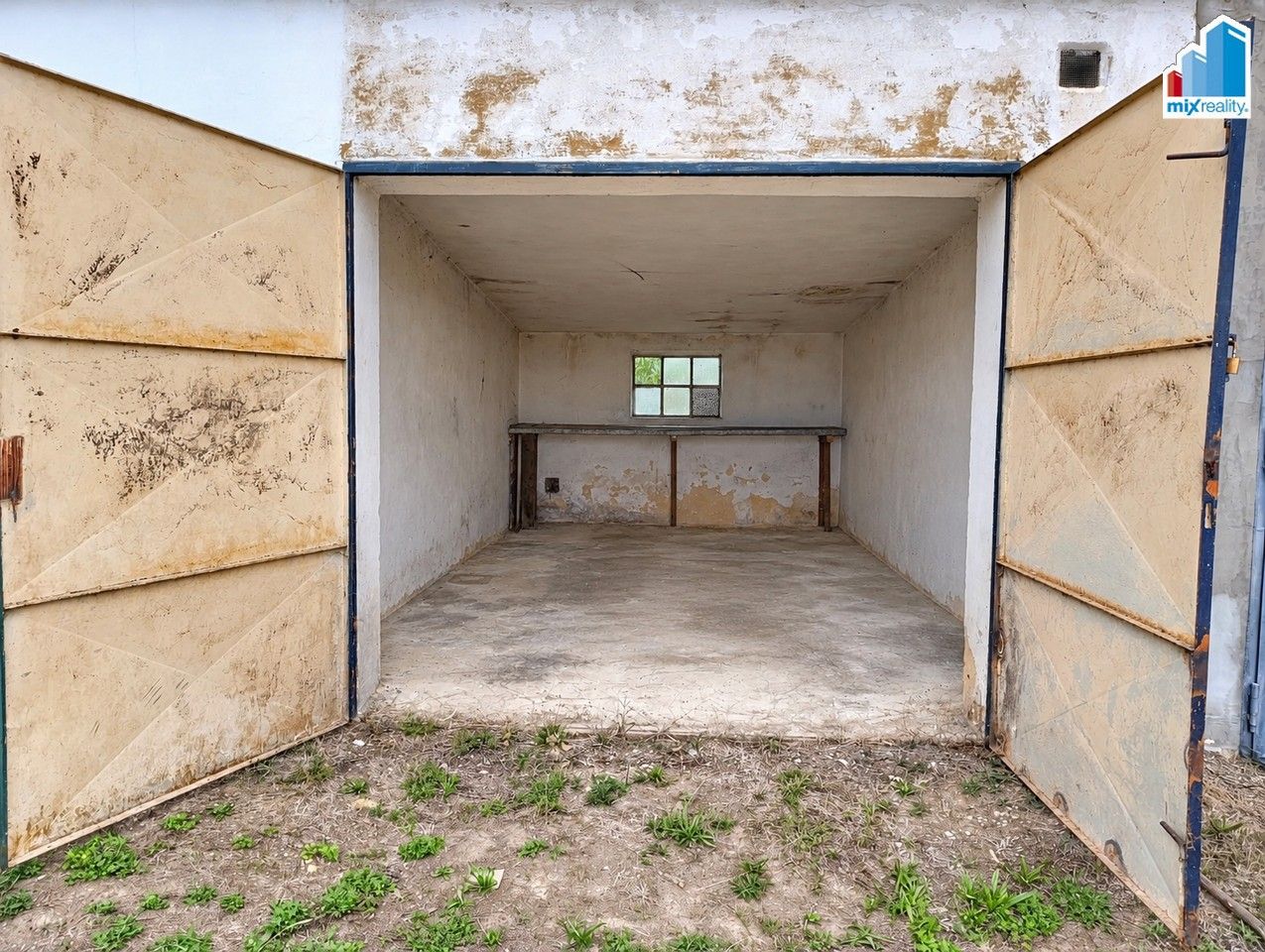 Garáže, 1. máje, Vejprnice, 19 m² - 1