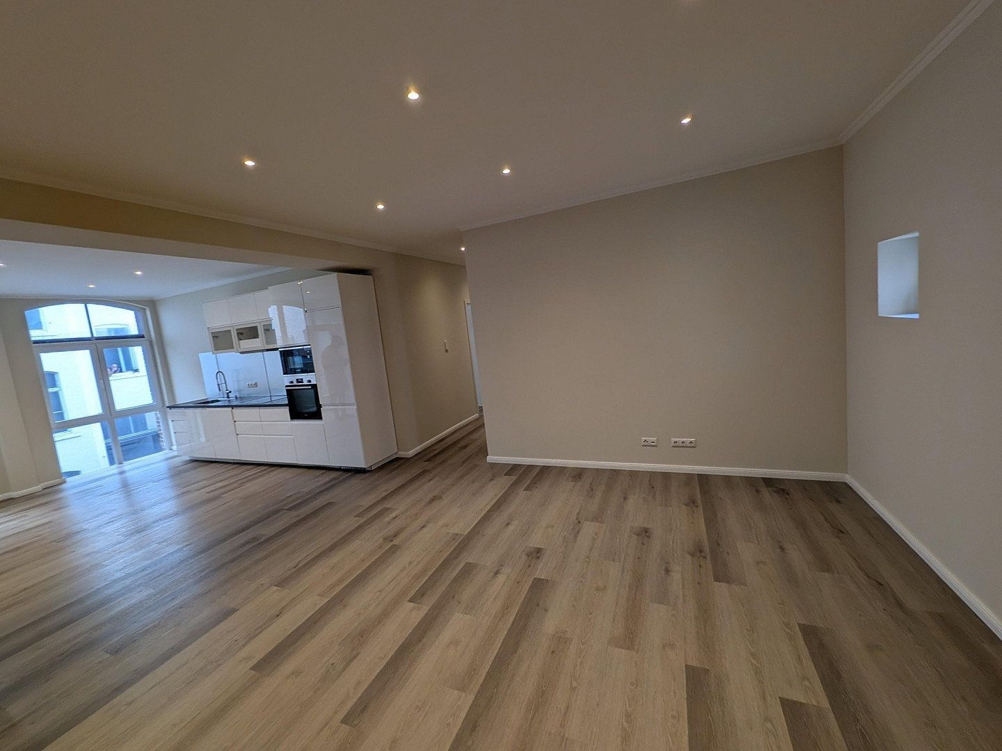5+1, Moritzstraße 68 Wiesbaden Wiesbaden Hessen 65185, 128 m² - 2