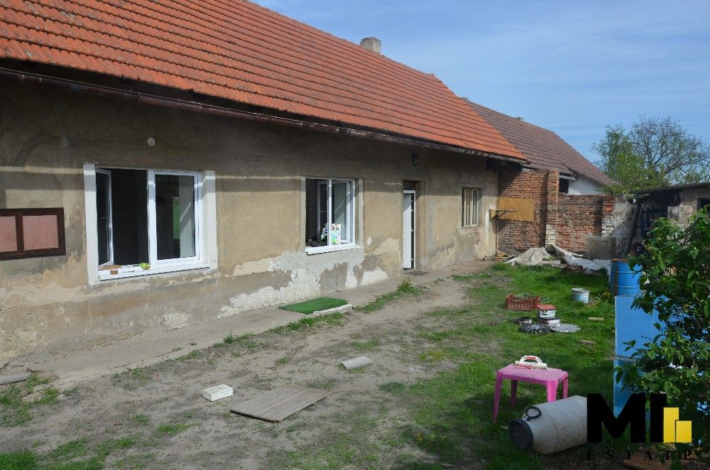 Prodej rodinný dům - Bechlín, 411 86