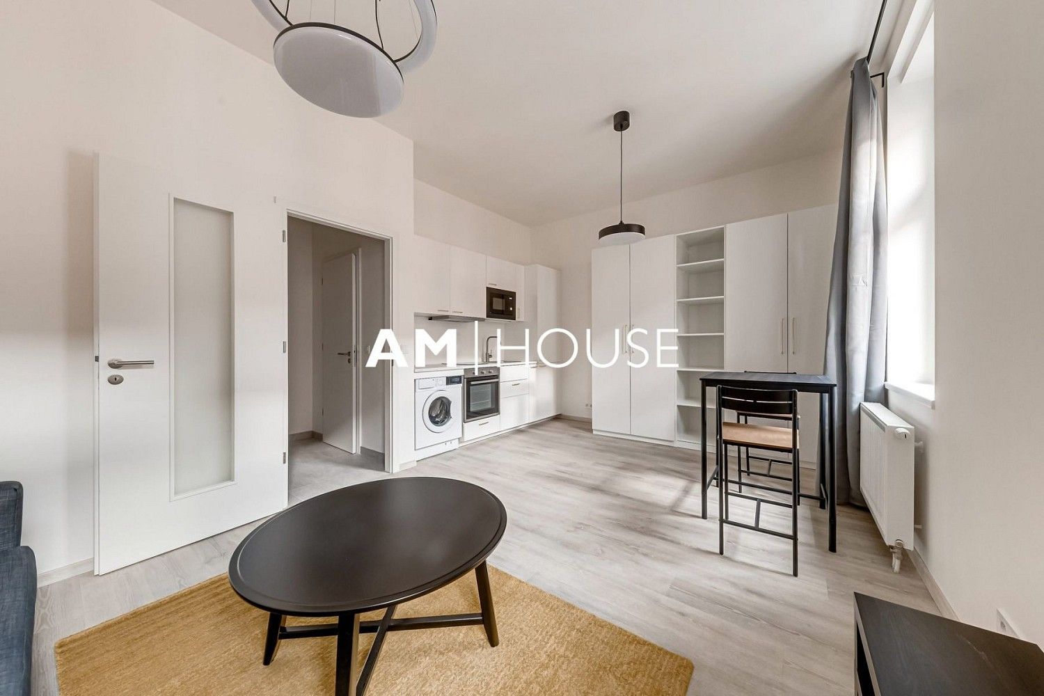 Byt 1+kk · 30 m² · Praha - Karlín, okres Praha 8, Hlavní město Praha - 4