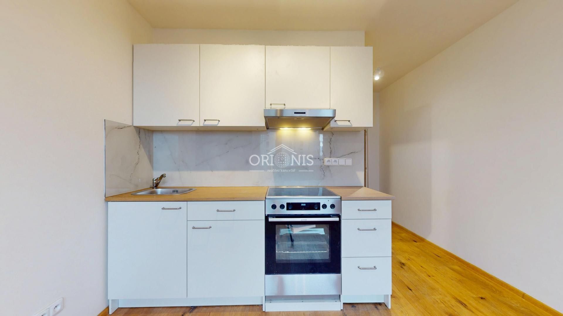 Pronájem byt 1+1 - 17. listopadu, Chomutov, 33 m²