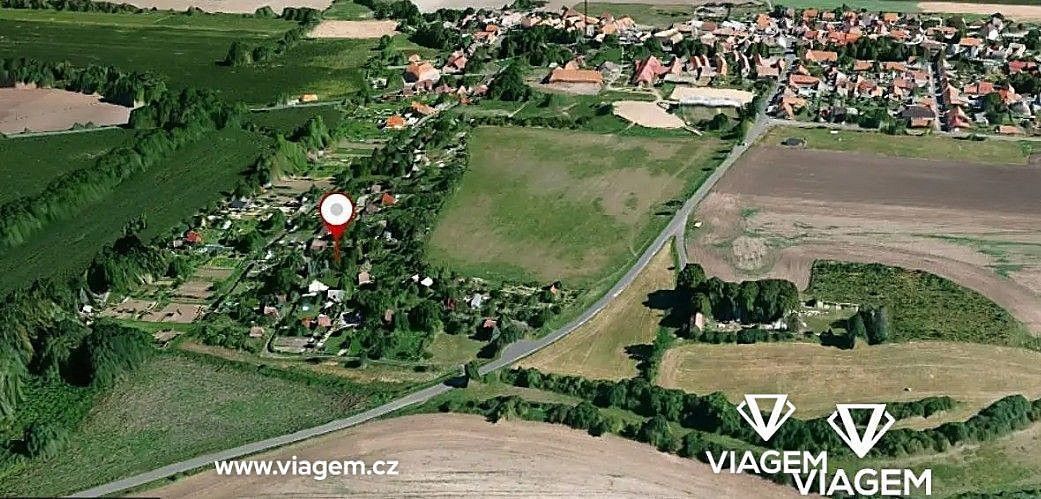 Rodinné domy, Veltěže, okres Louny, Ústecký kraj, 401 m² - 2