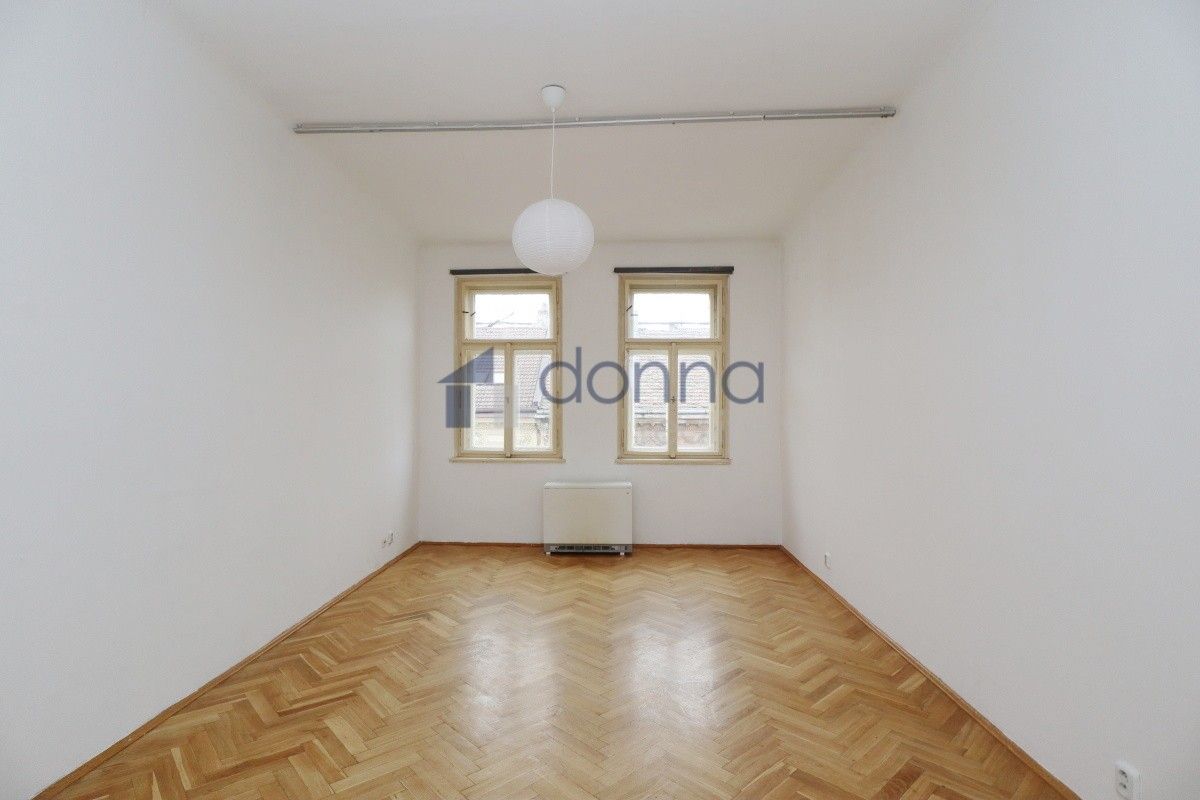 2+kk, Víta Nejedlého, Praha, 46 m²