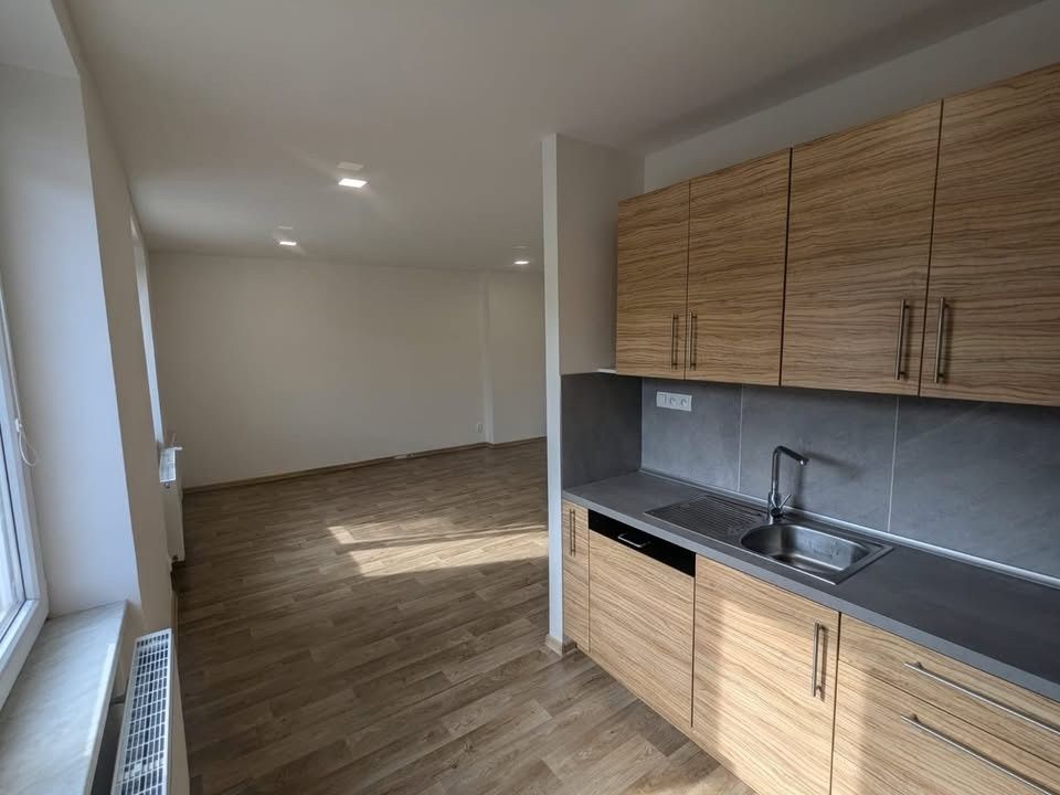 Byty, Vsetín, 755 01