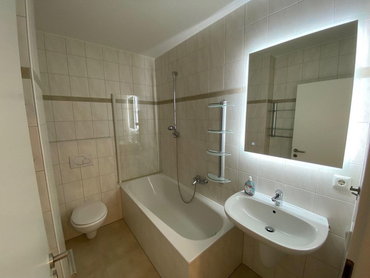 Prodej byt 2+1 - Weierstraße 0, , Severní Porýní-Vestfálsko, 74 m² - 5