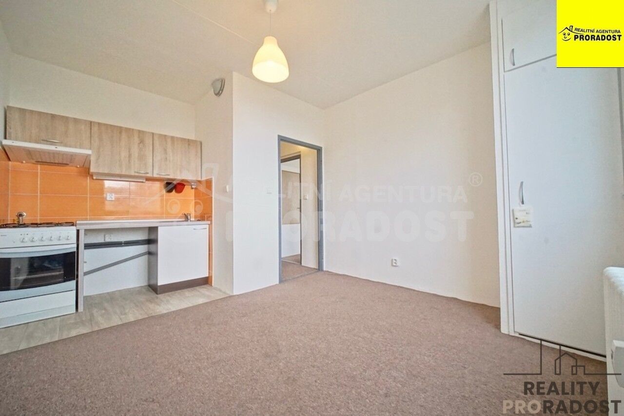 2+kk, Arnošta z Pardubic, Pardubice Zelené Předměstí, 42 m² - 1