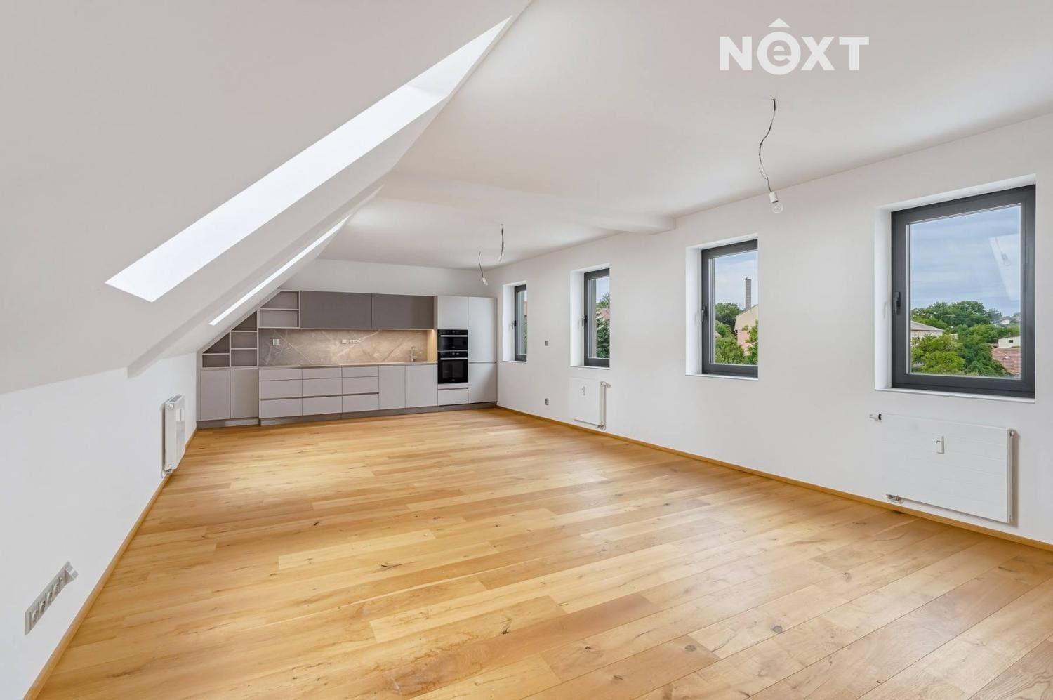 2+kk, 24. dubna 26, Želešice, 97 m²