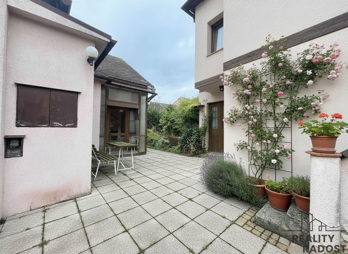 Prodej byt 4+1 - Masarykova, Sulejovice, 206 m²