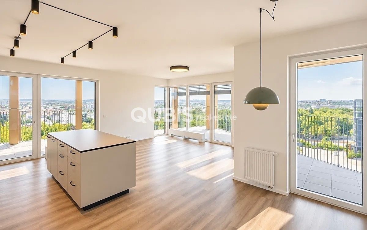 4+kk, Praha 3, 158 m² - 1