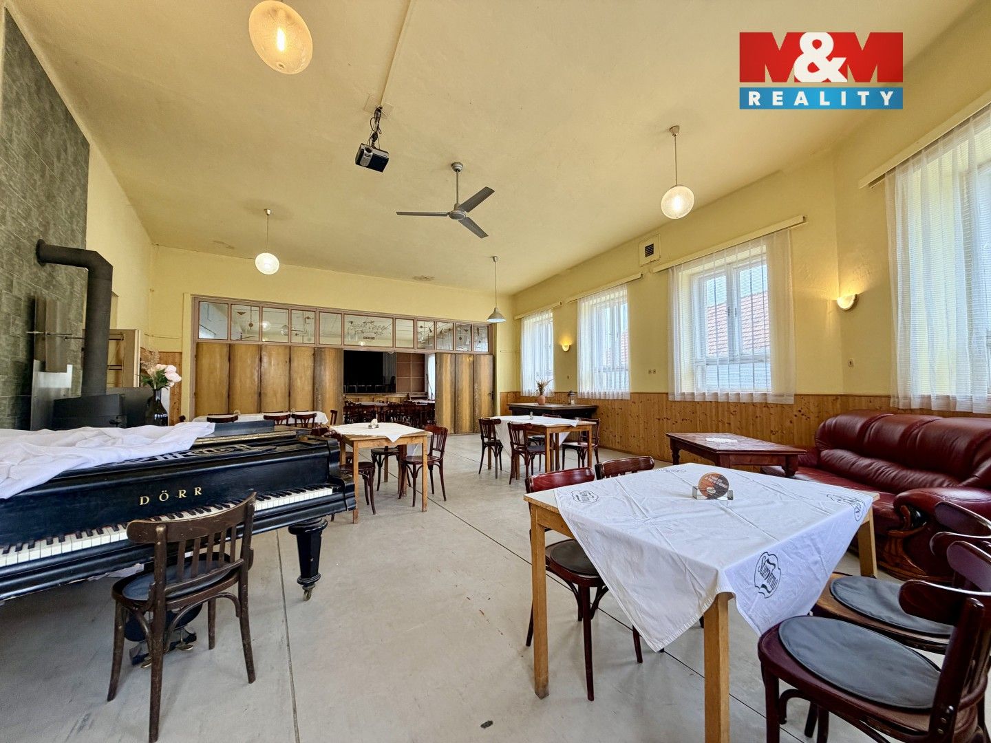 Prodej restaurace - Budkovice, Ivančice, 380 m²