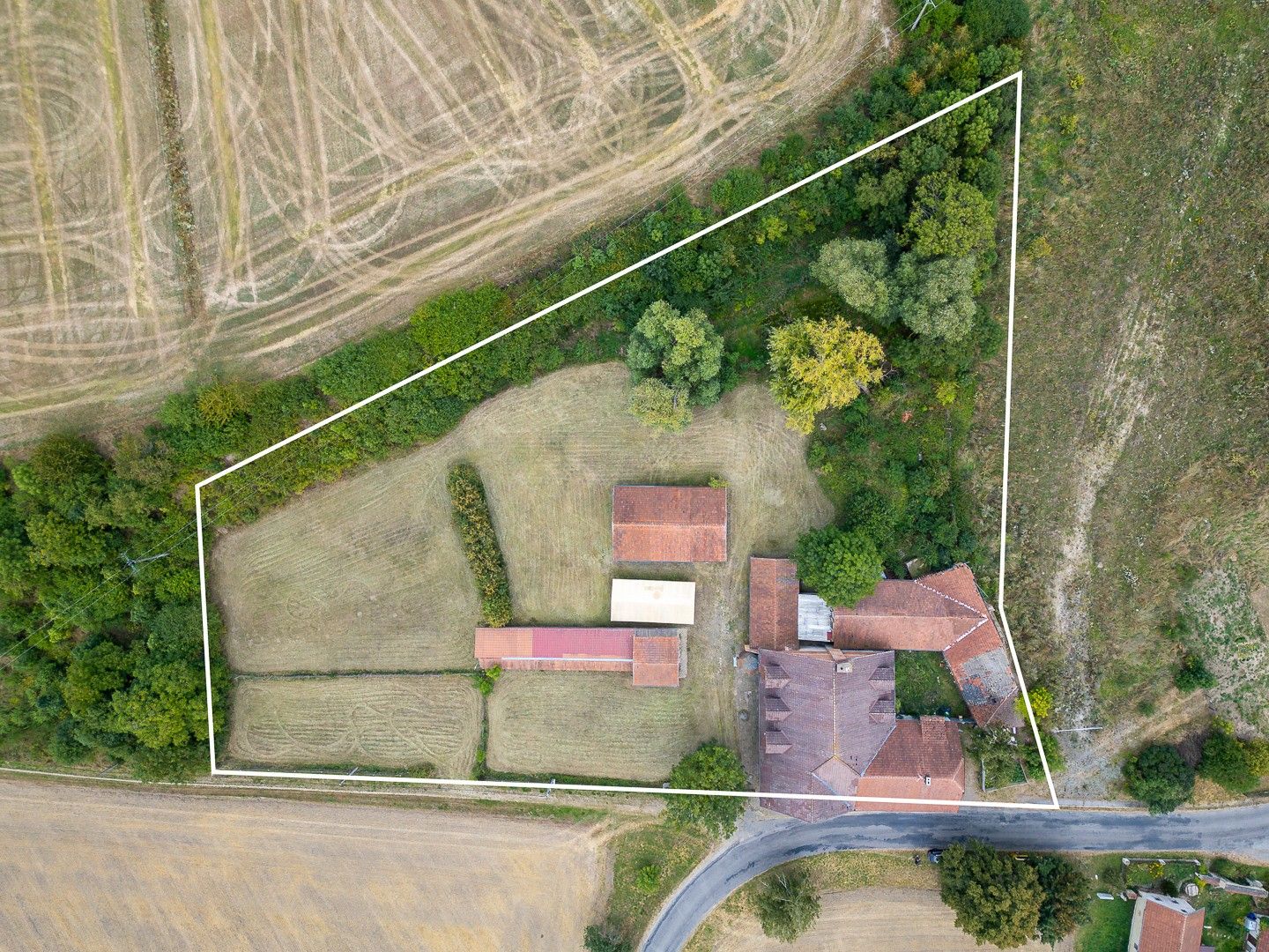 Ubytovací zařízení · 852 m² · Poděčely, Chroustovice - 3