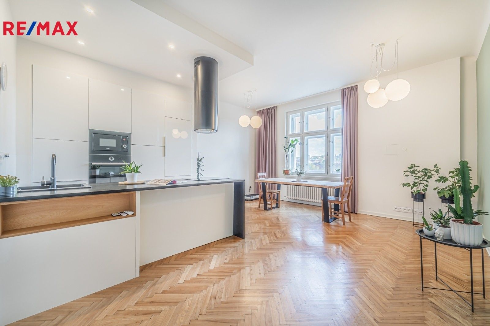 3+kk, Strakonická, Praha, 89 m²