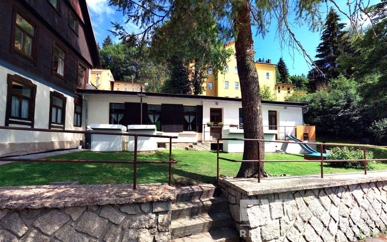Restaurace, Dolní promenáda 7, Janské Lázně, 156 m²
