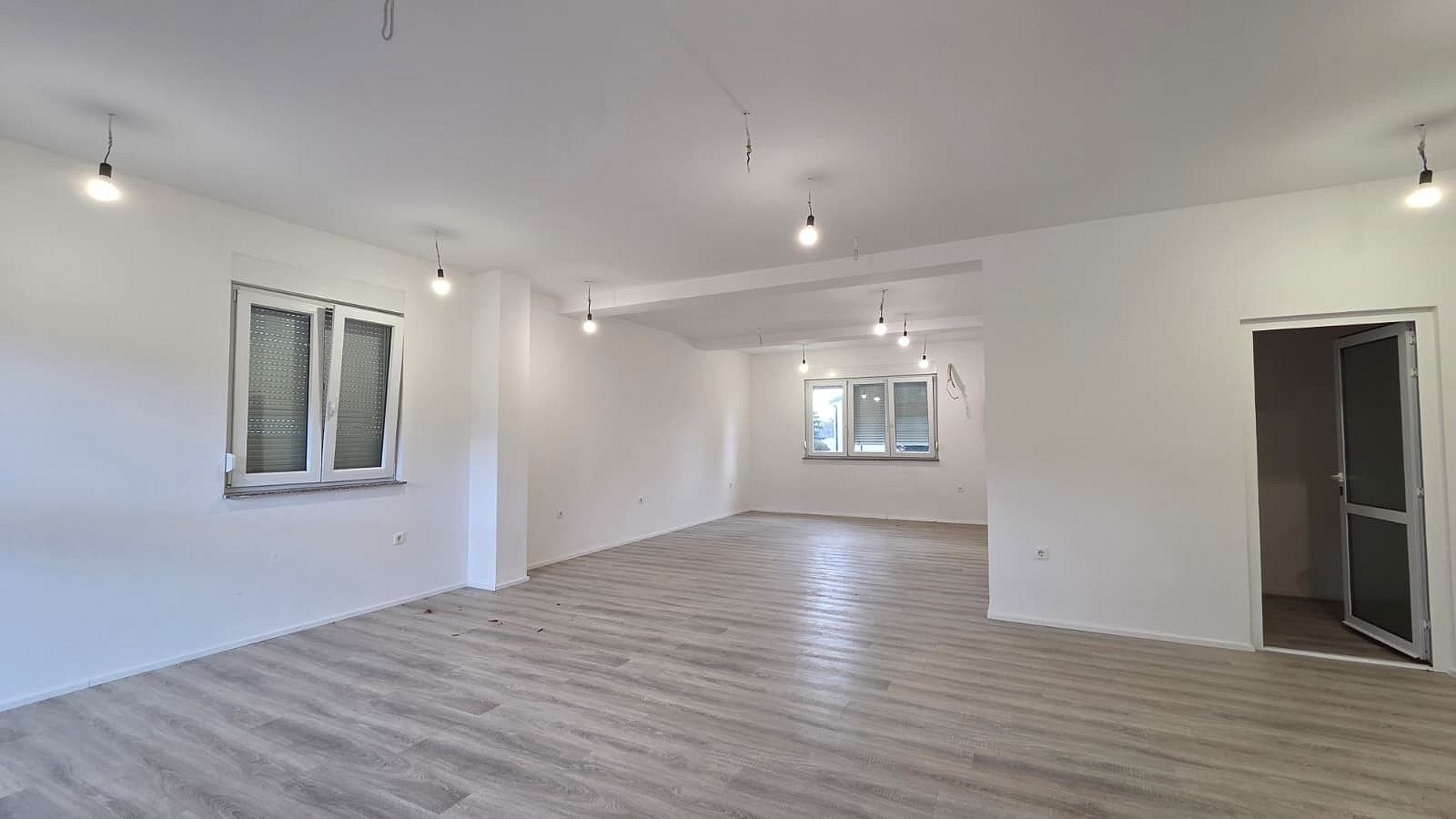 Komerční nemovitost · 73 m² · Viškovo, HR - 3