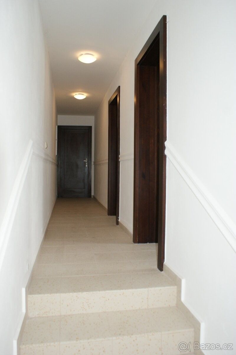 Prodej sklad - Karlovy Vary, 360 01