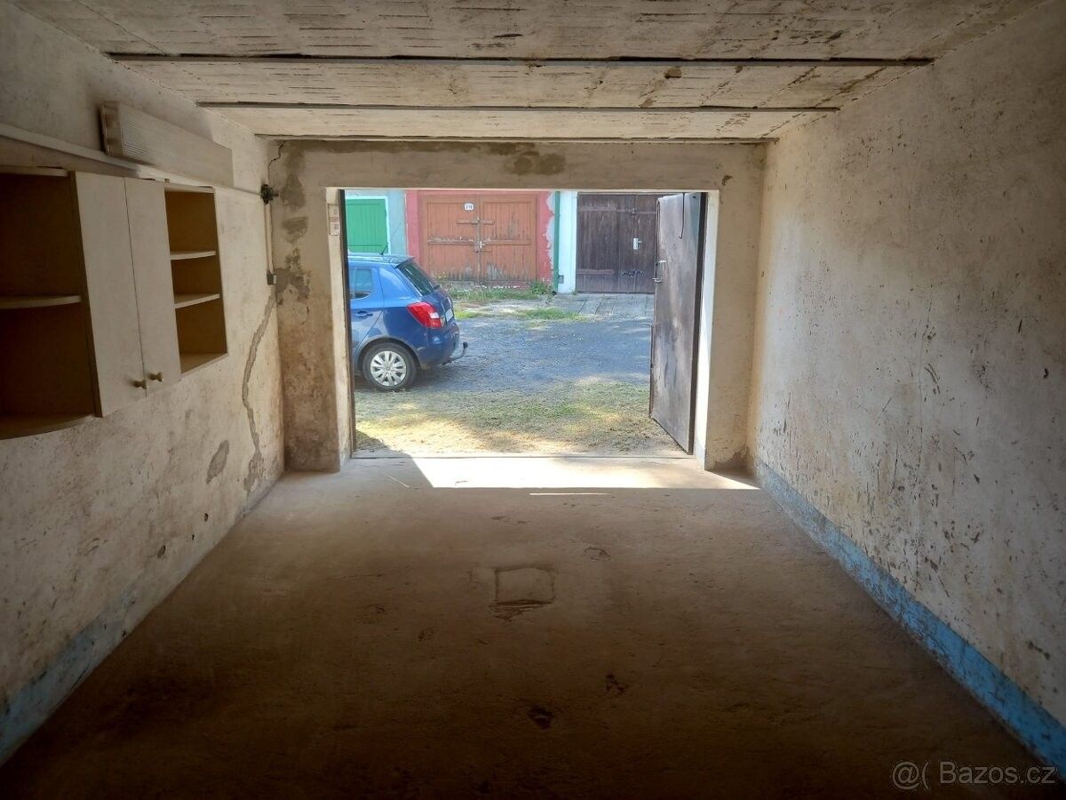 Pronájem garáž - Bílina, 418 01