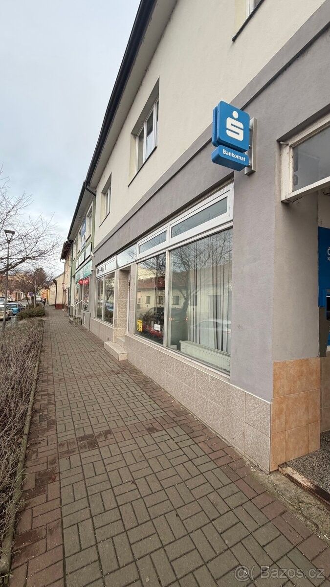 Obchodní prostory, Bojkovice, 687 71