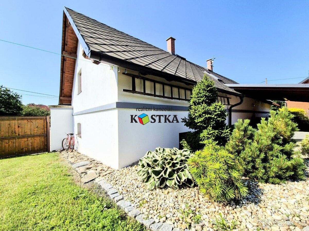 Prodej rodinný dům - Dvorce u Bruntálu, 793 68