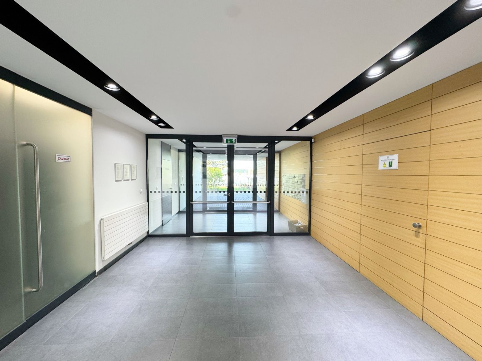 Pronájem byt 2+kk - Generála Šišky, Praha - Modřany, 62 m² - 5