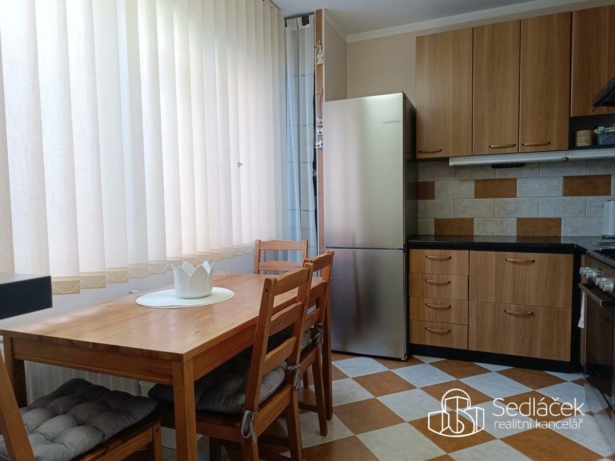 Prodej byt 2+1 - Slavíčkova, Sokolov, 64 m² - 2