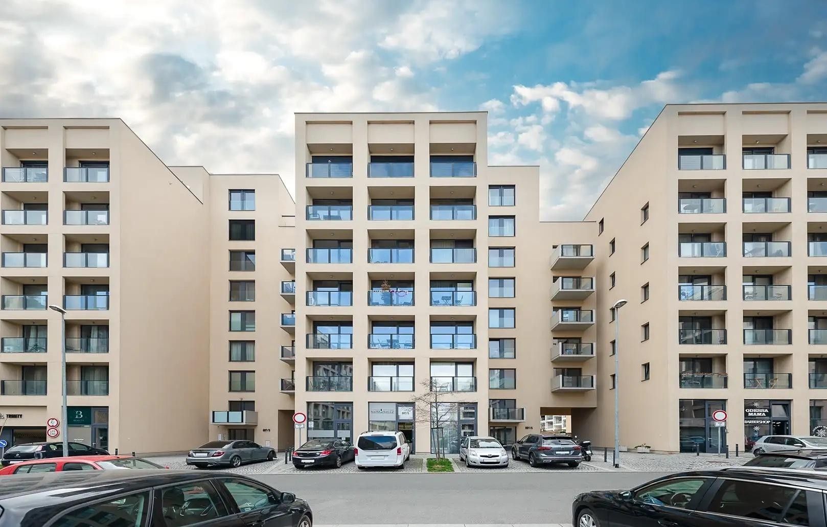 Kanceláře, U Mlýnského kanálu, Praha, 54 m² - 1