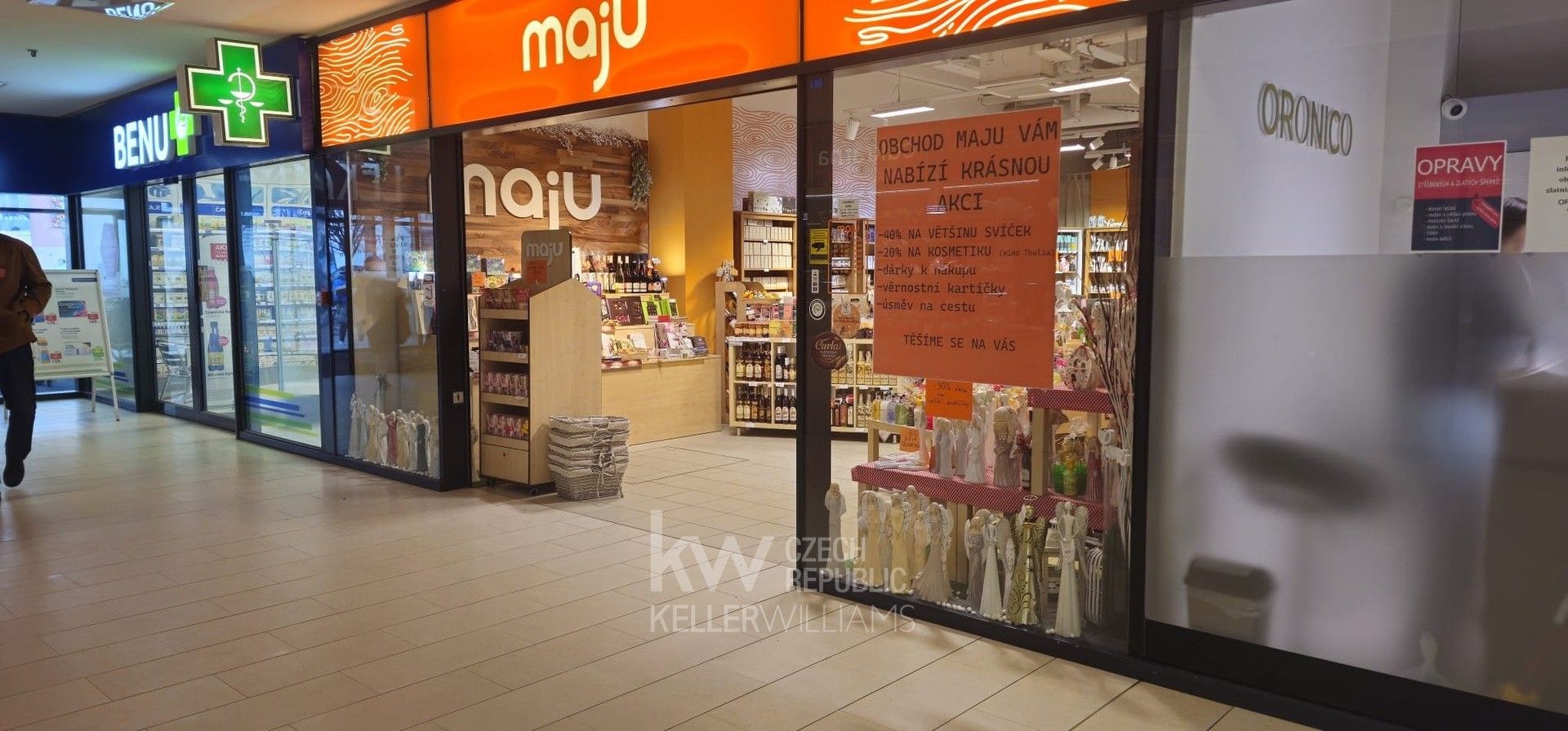 Obchodní prostory, Dukelská třída, Hradec Králové, 87 m²