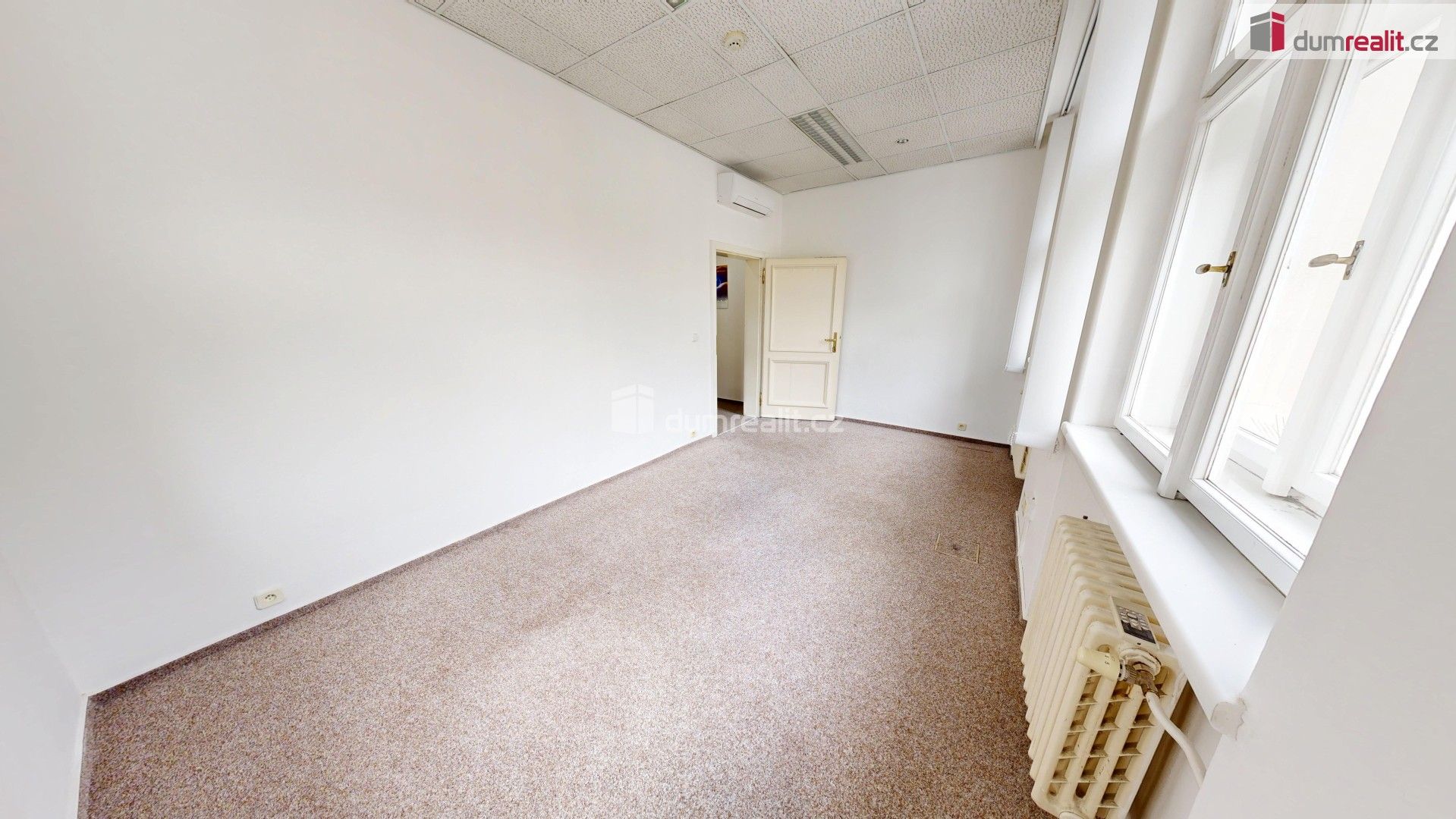 Pronájem kancelář - Nádražní, Ostrava, 15 m²