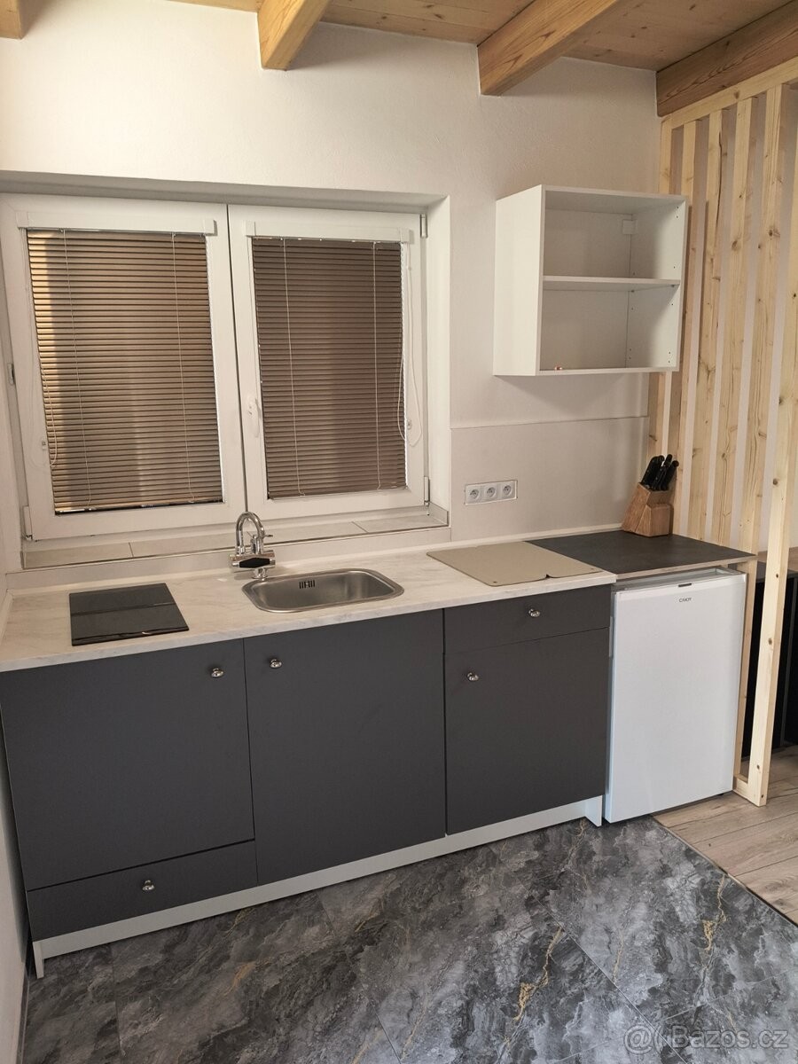 Pronájem byt - Děhylov, 747 94, 30 m² - 2