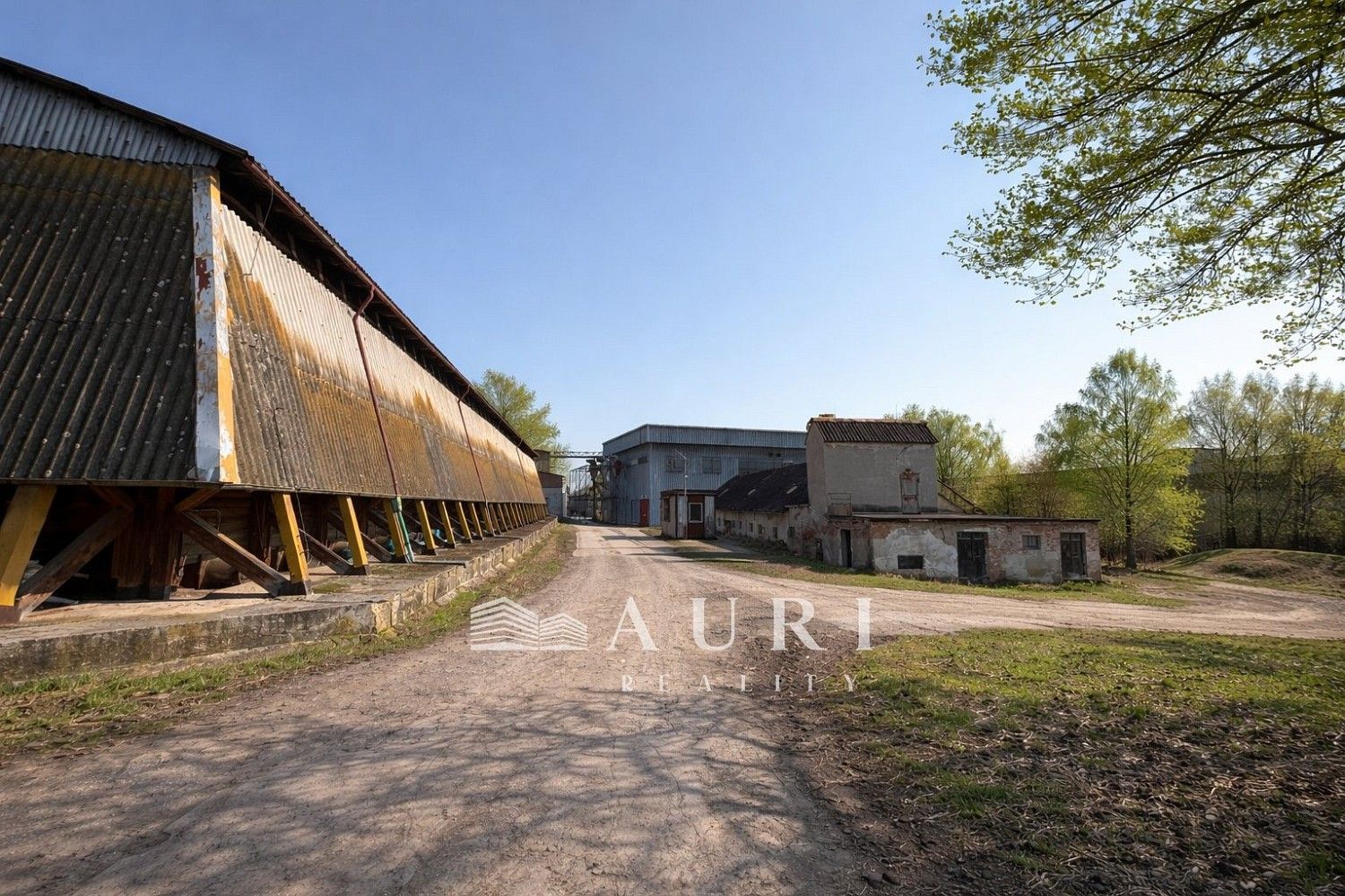 Prodej sklad - Žižice, okres Kladno, Středočeský kraj, 29 845 m² - 2