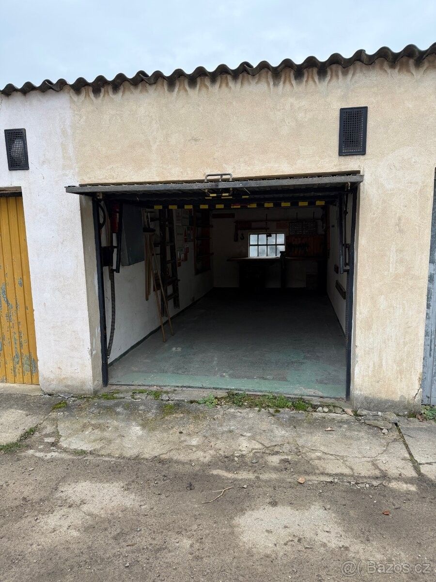 Pronájem garáž - Praha, 164 00