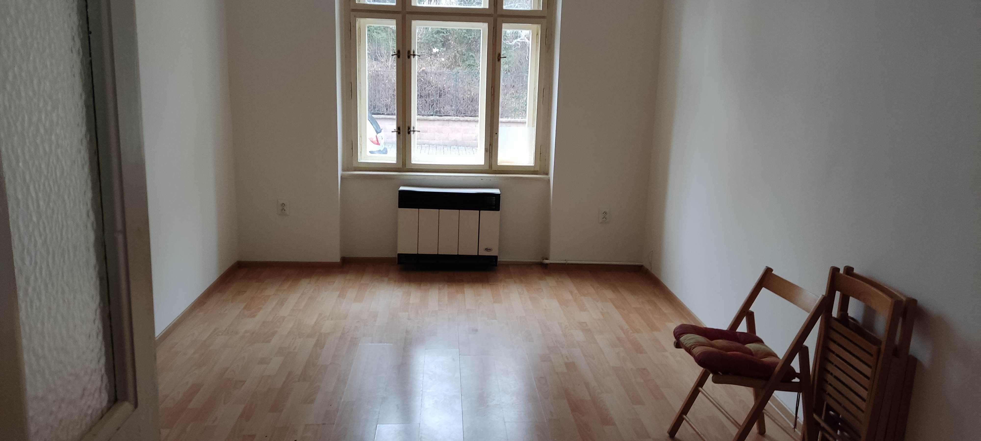 Pronájem byt 1+1 - Voděradská 390/11, Praha, 49 m²