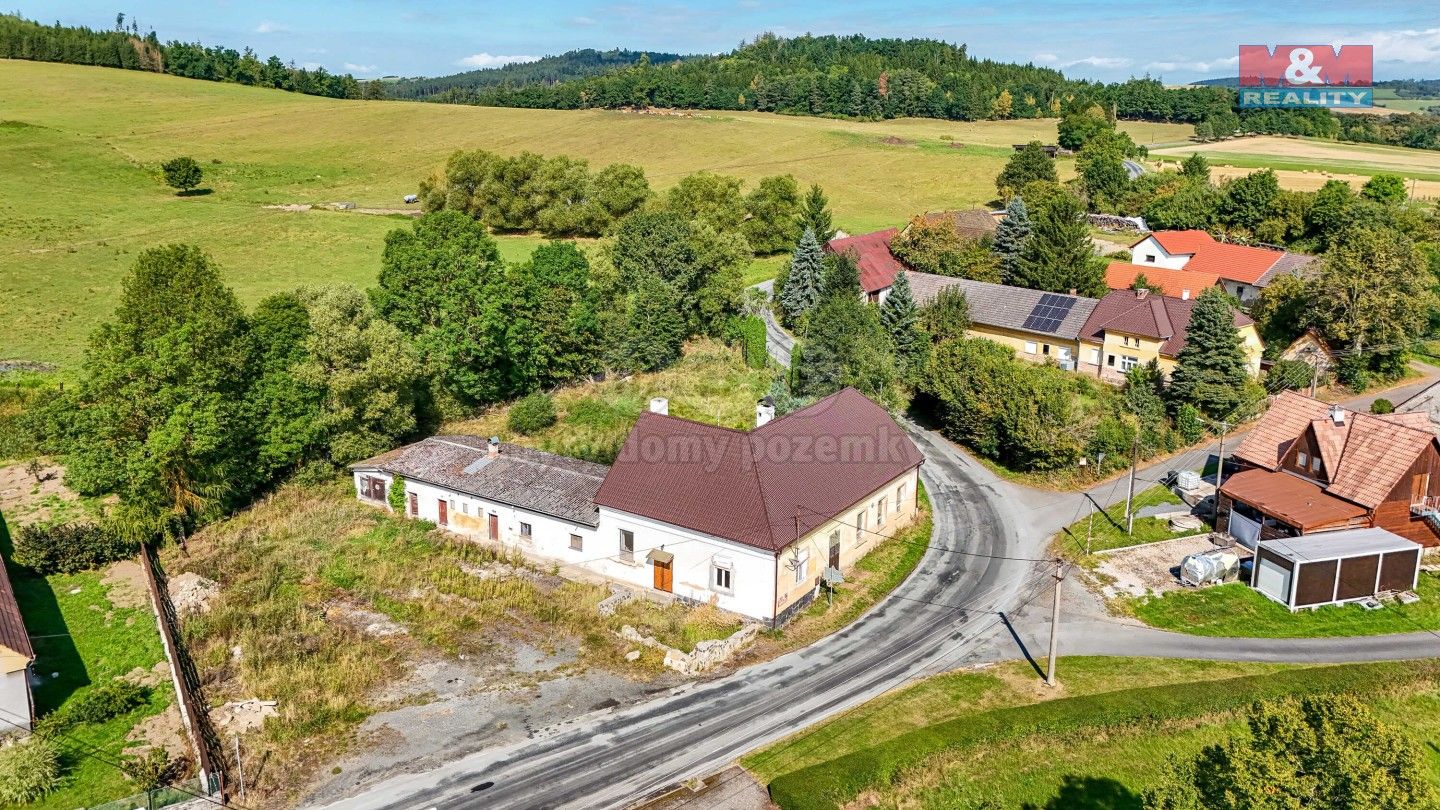 Rodinné domy, Vojovice, Neurazy, 245 m²